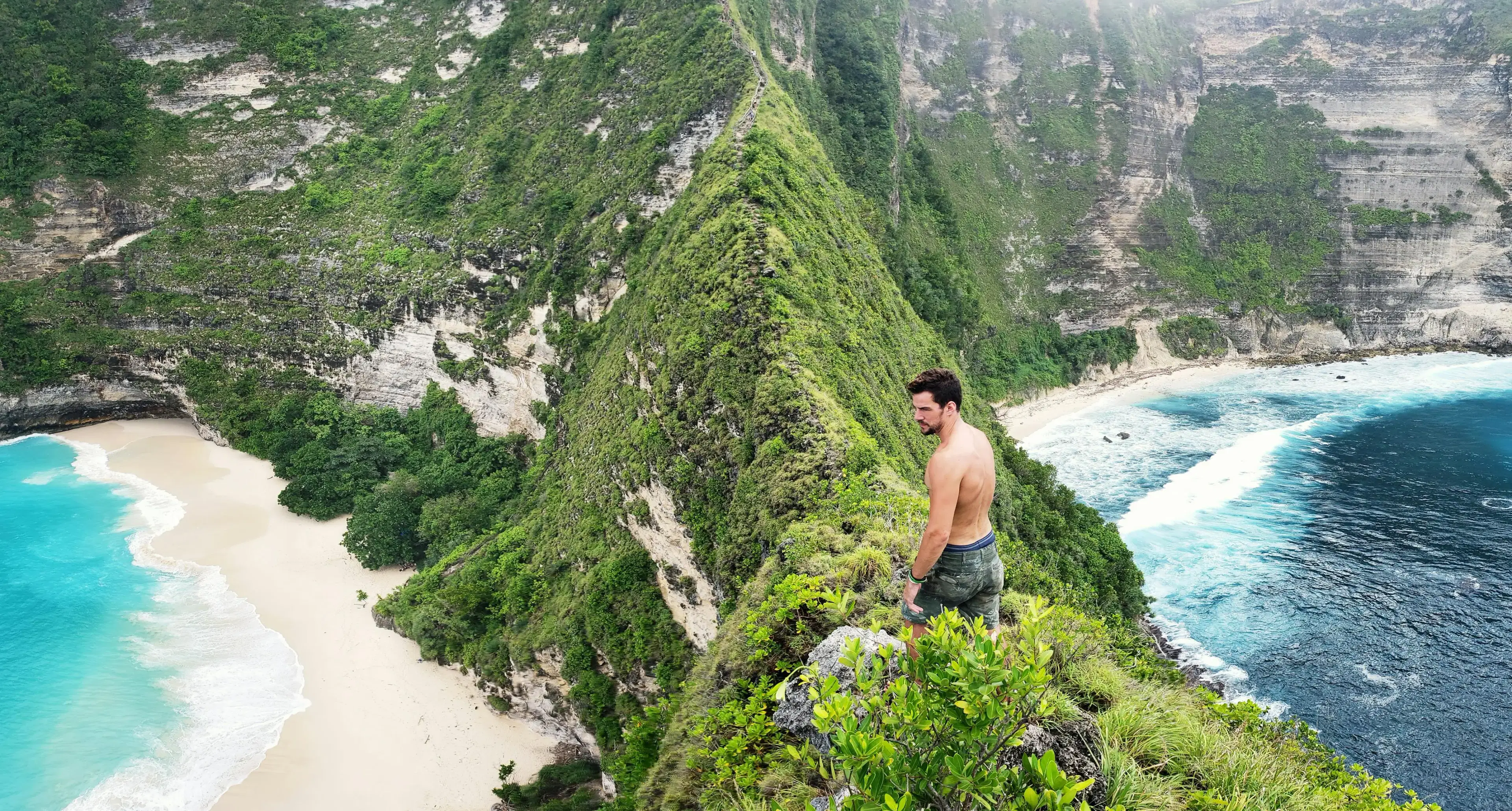 beyond oceans | About Us