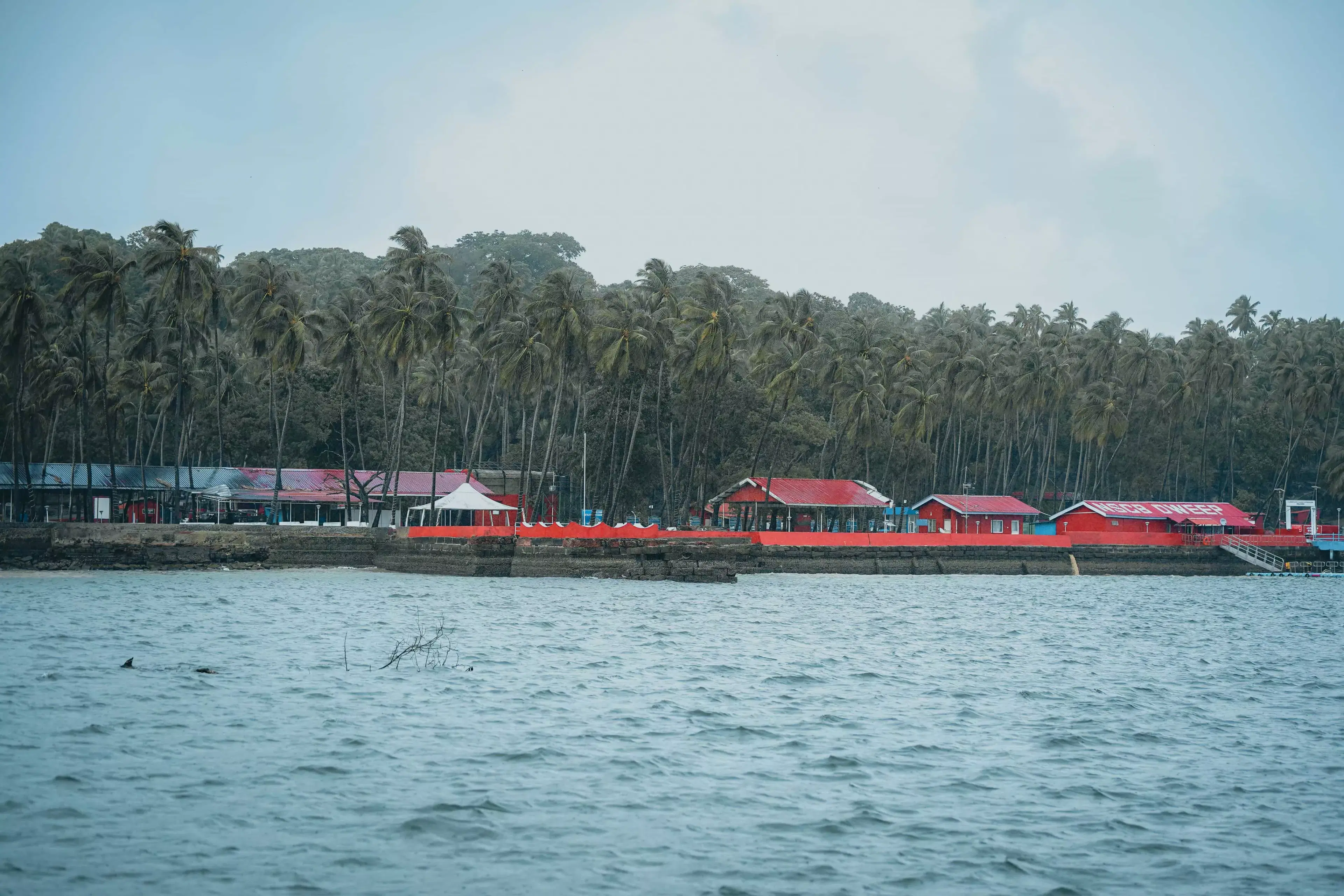 Ross and Smith Islands: