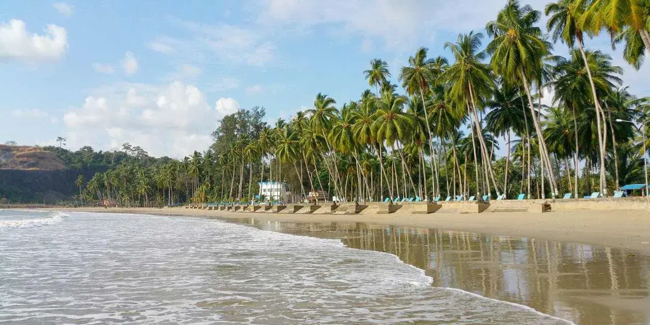 Corbyn's Cove Beach:
